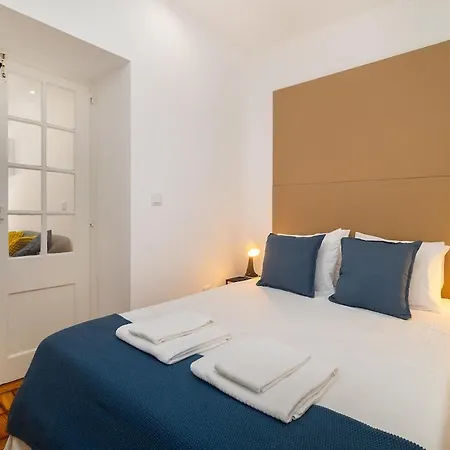 Lägenhet Liberty Avenue