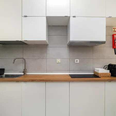 Liberty Avenue * Lisboa