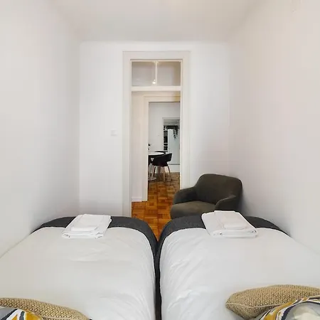 Liberty Avenue Apartment